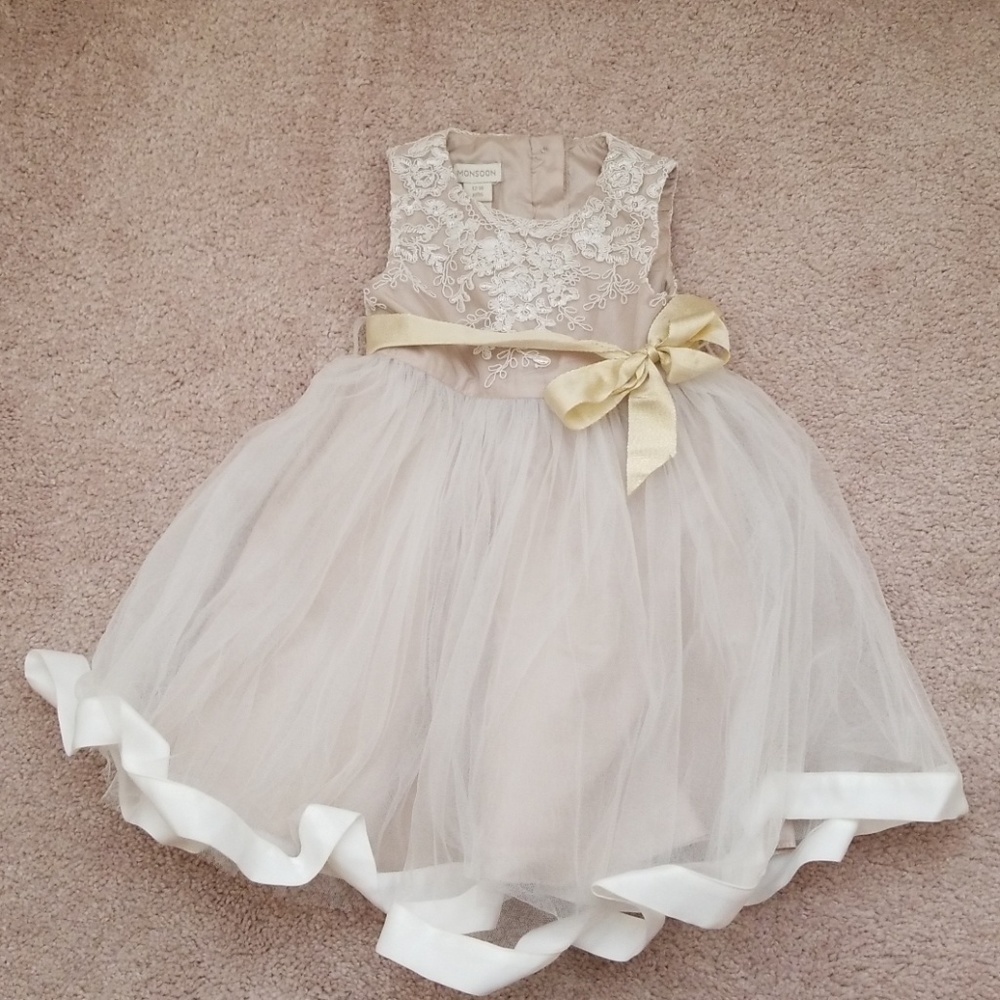 Like new Monsoon Size 12-18